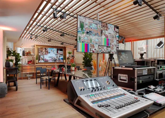 Villa Marquis A Member Of Melia Collection Tour Eiffel Parigi